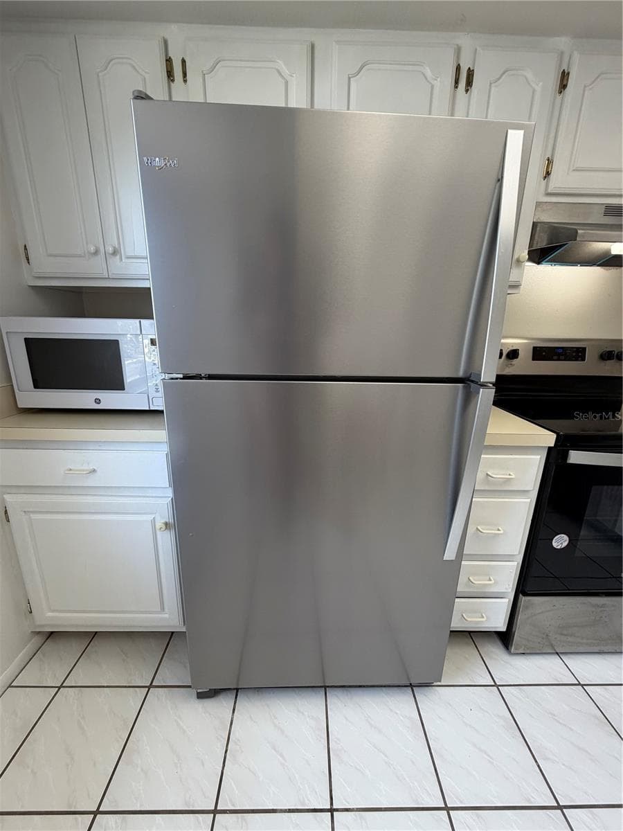 Condominium at 204 WINDWARD PL #36, OLDSMAR, photo 20 of 38