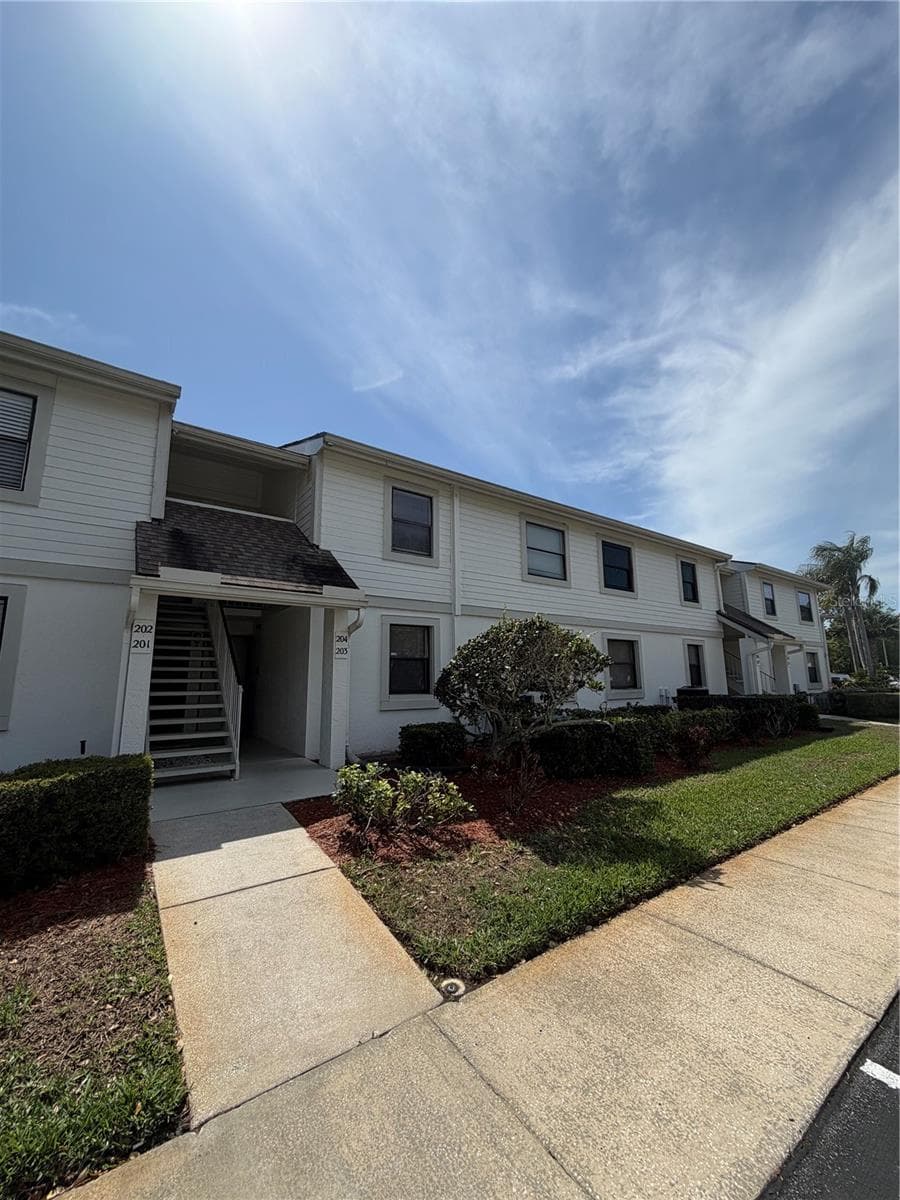 Condominium at 204 WINDWARD PL #36, OLDSMAR, photo 35 of 38