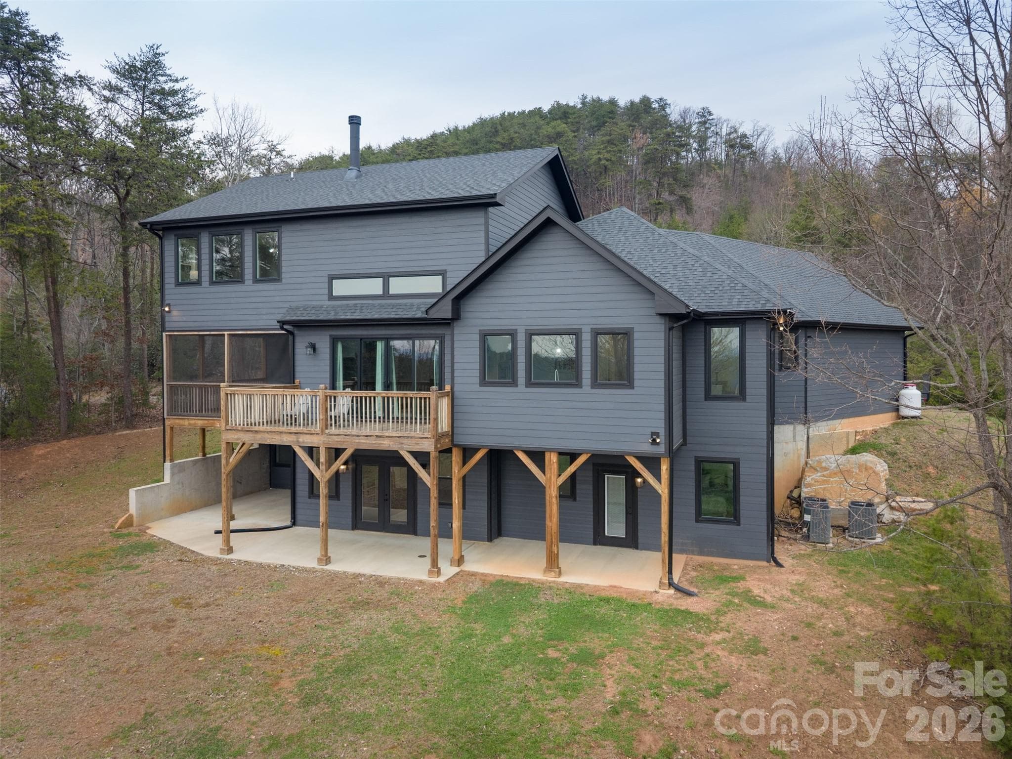 Single Family Residence at 345 Preservation Trail, Columbus, photo 2 of 48