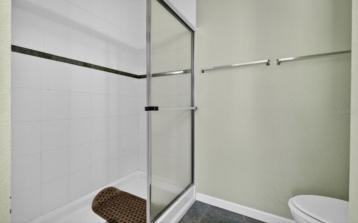 Manufactured Home at 332 MARSH LANDING LOOP, OAK HILL, photo 17 of 47