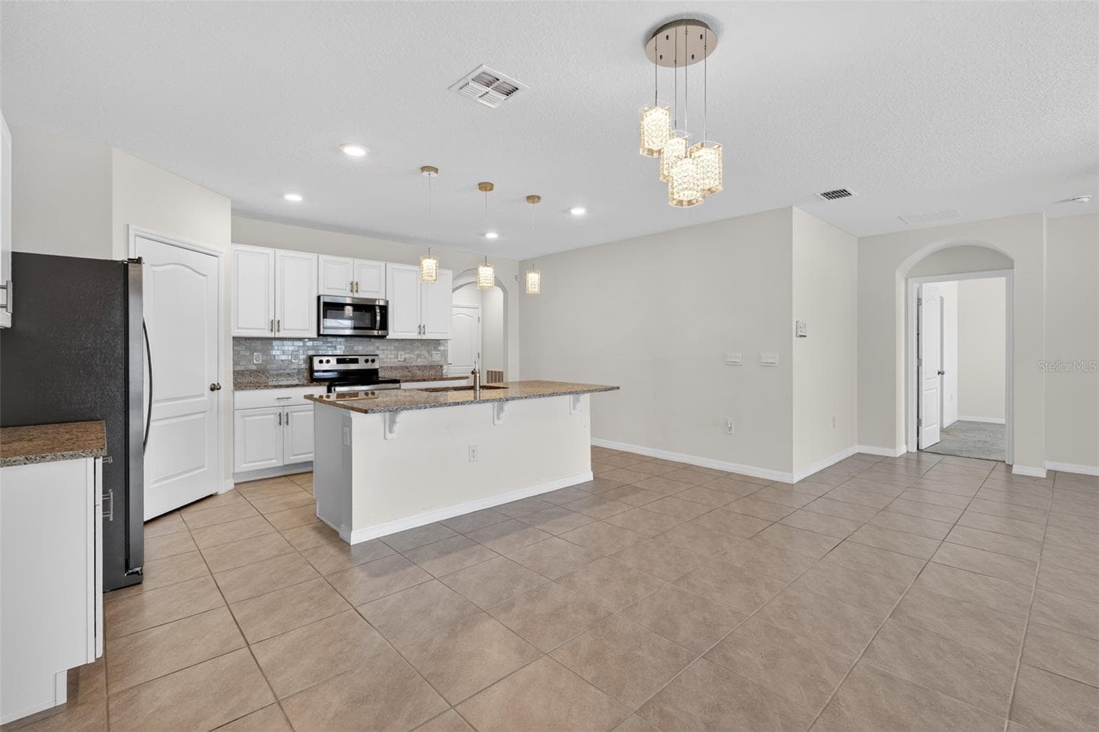 Single Family Residence at 1673 BARBERRY DR, KISSIMMEE, photo 18 of 46