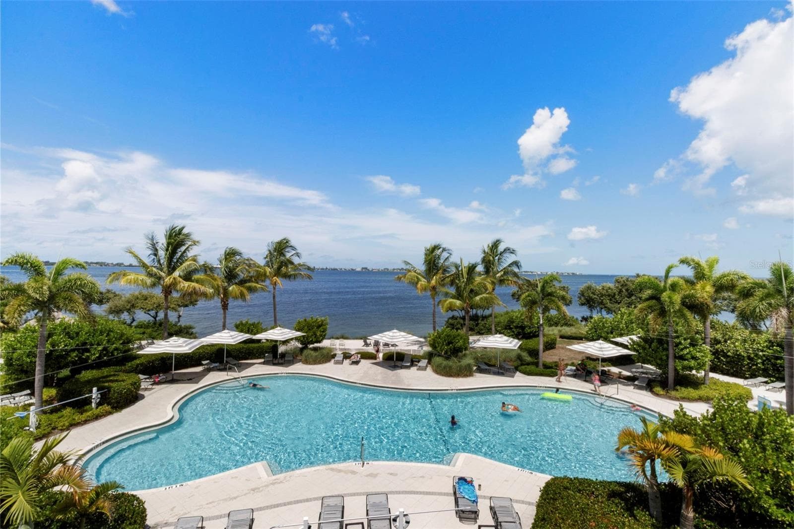 Condominium at 289 SAPPHIRE LAKE DR #202, BRADENTON, photo 36 of 62
