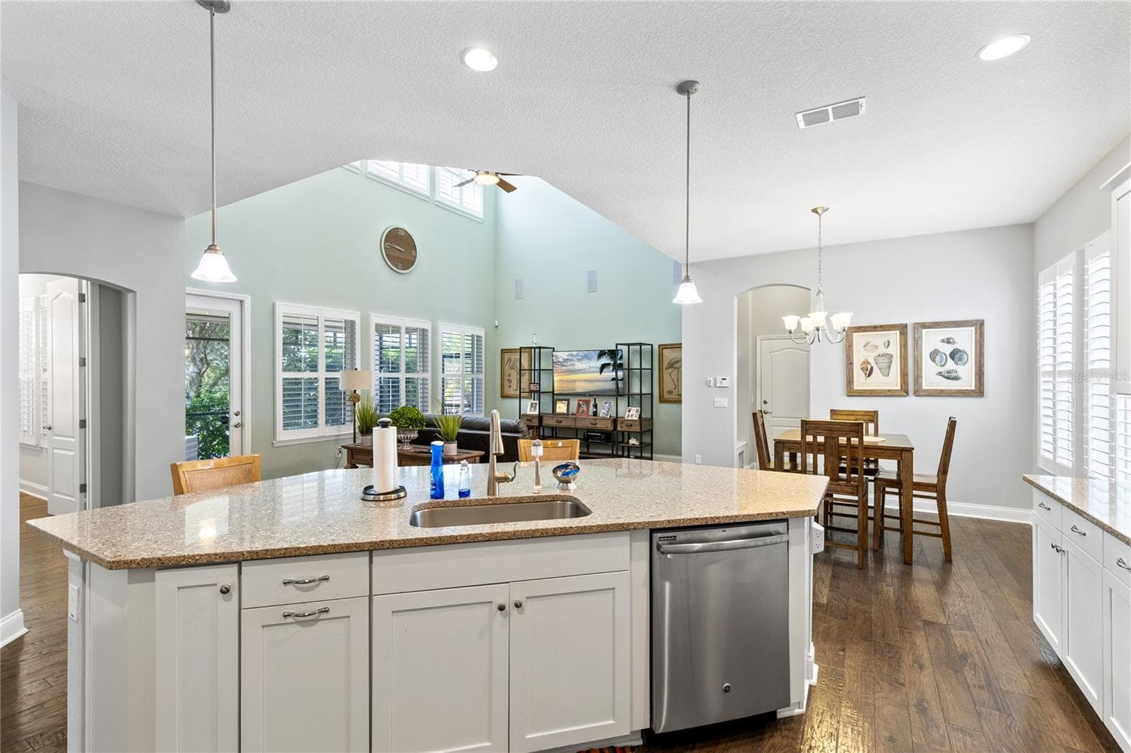 Single Family Residence at 8539 MARTINSON ST, ORLANDO, photo 9 of 48