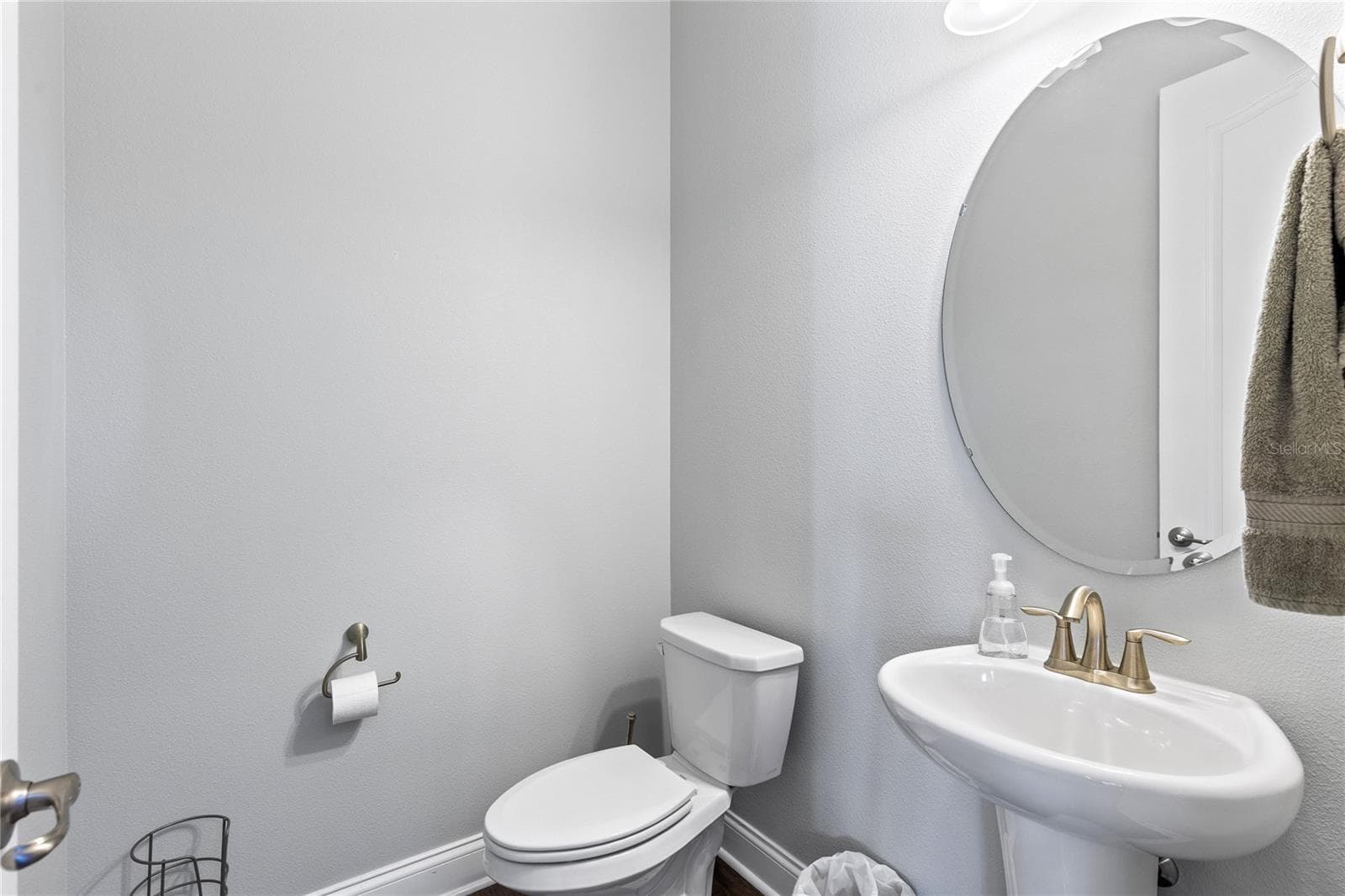 Single Family Residence at 8539 MARTINSON ST, ORLANDO, photo 21 of 48