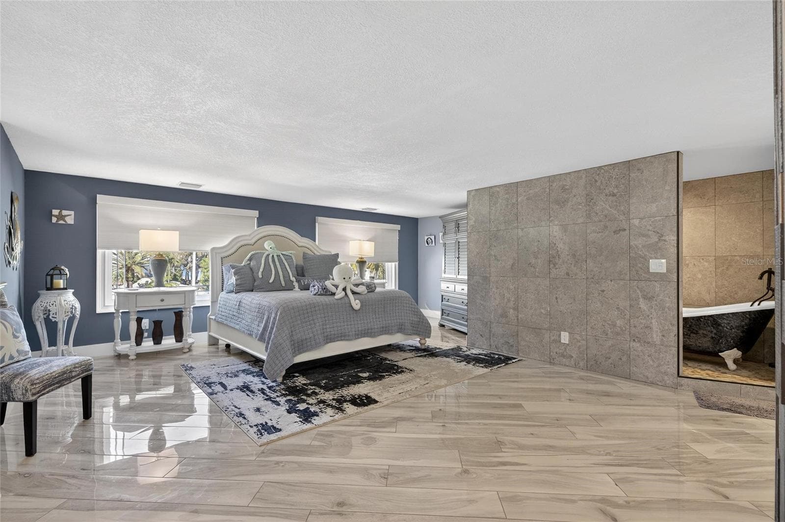 Primary Bedroom - 931 GULF BLVD, BELLEAIR BEACH