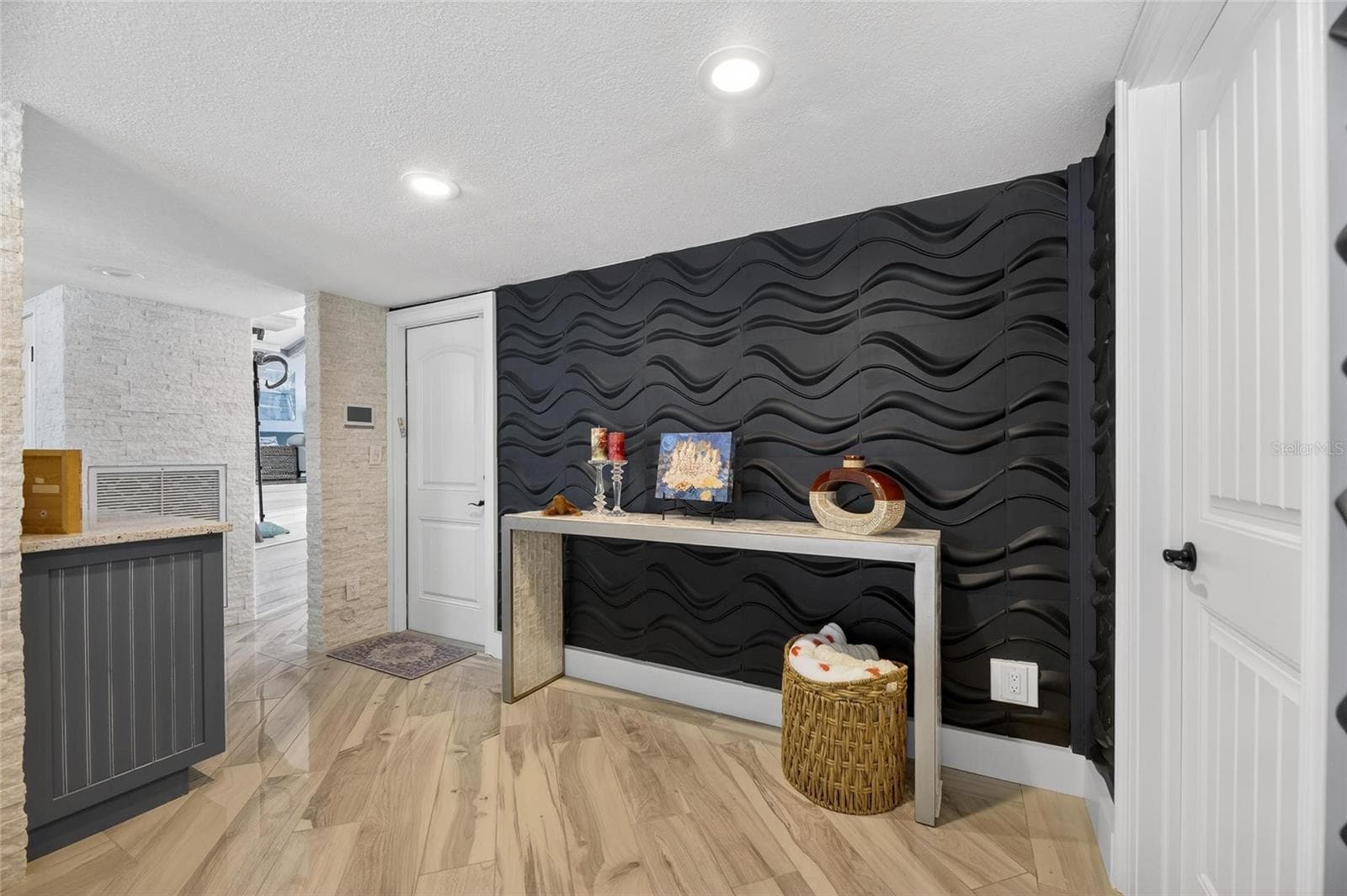Single Family Residence at 931 GULF BLVD, BELLEAIR BEACH, photo 69 of 90