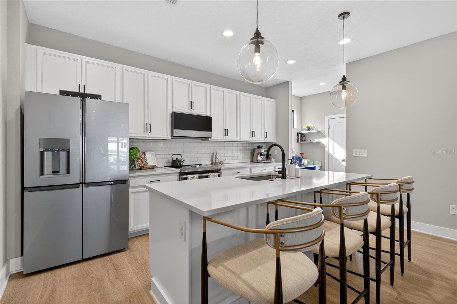 Townhouse at 2526 13TH AVE N, ST PETERSBURG, photo 28 of 65
