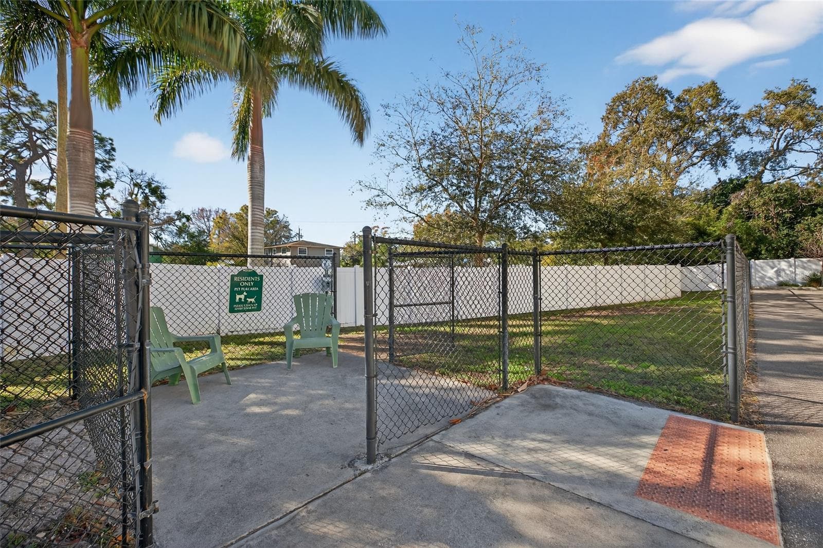 Townhouse at 2526 13TH AVE N, ST PETERSBURG, photo 60 of 65