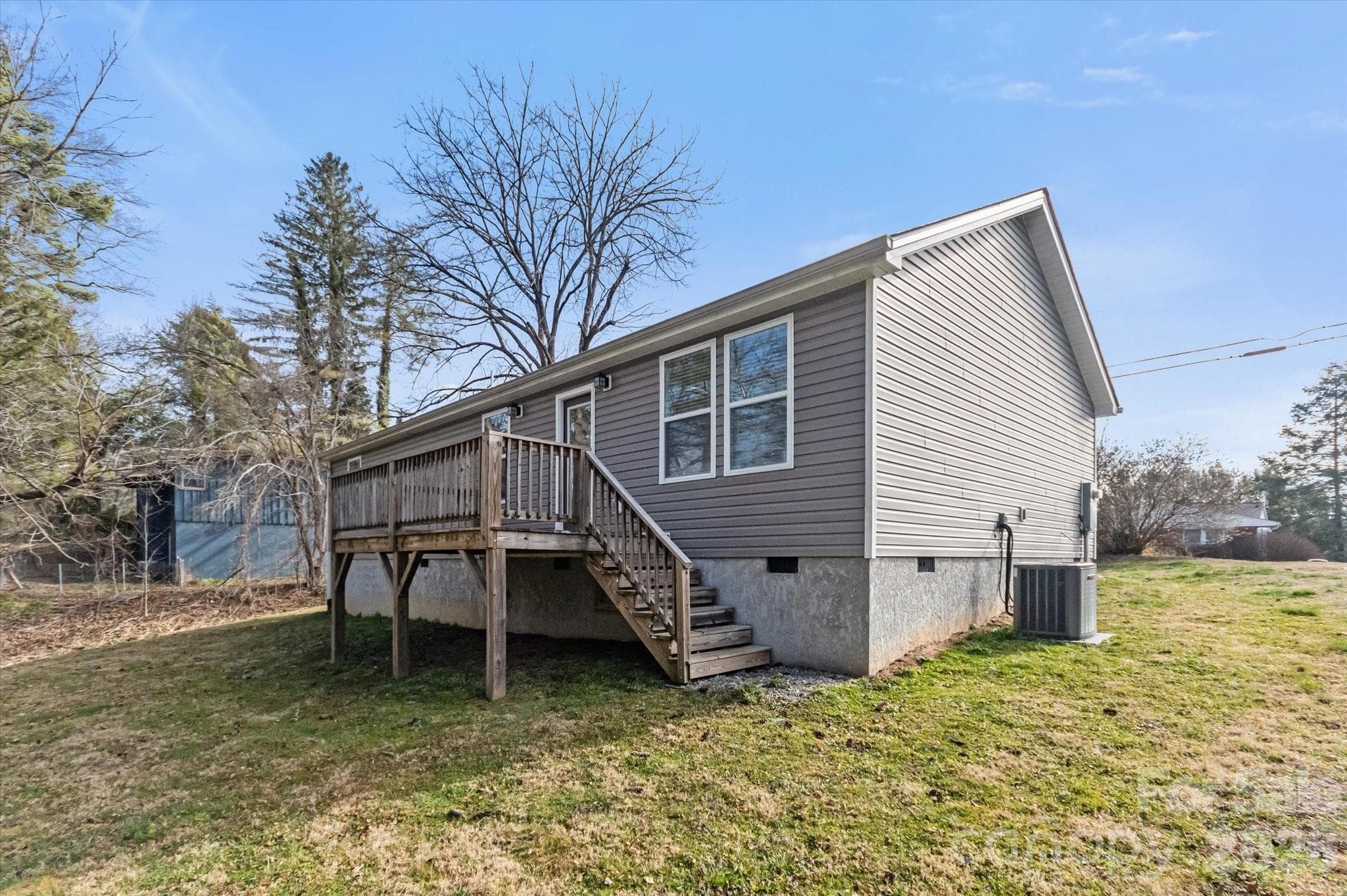 Single Family Residence at Brevard, photo 4 of 27