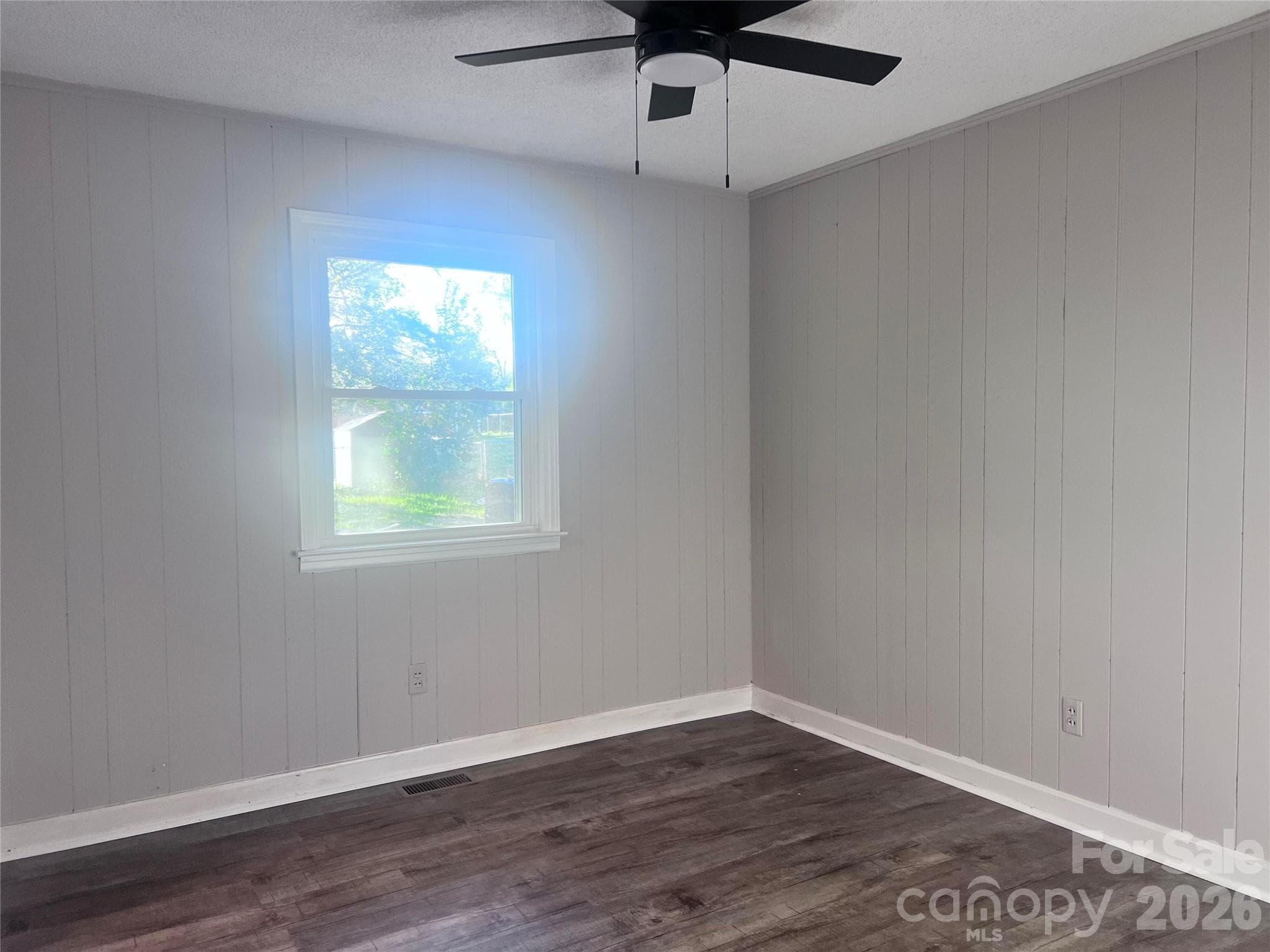 Single Family Residence at 400 Chatham Avenue, Gaffney, photo 8 of 9