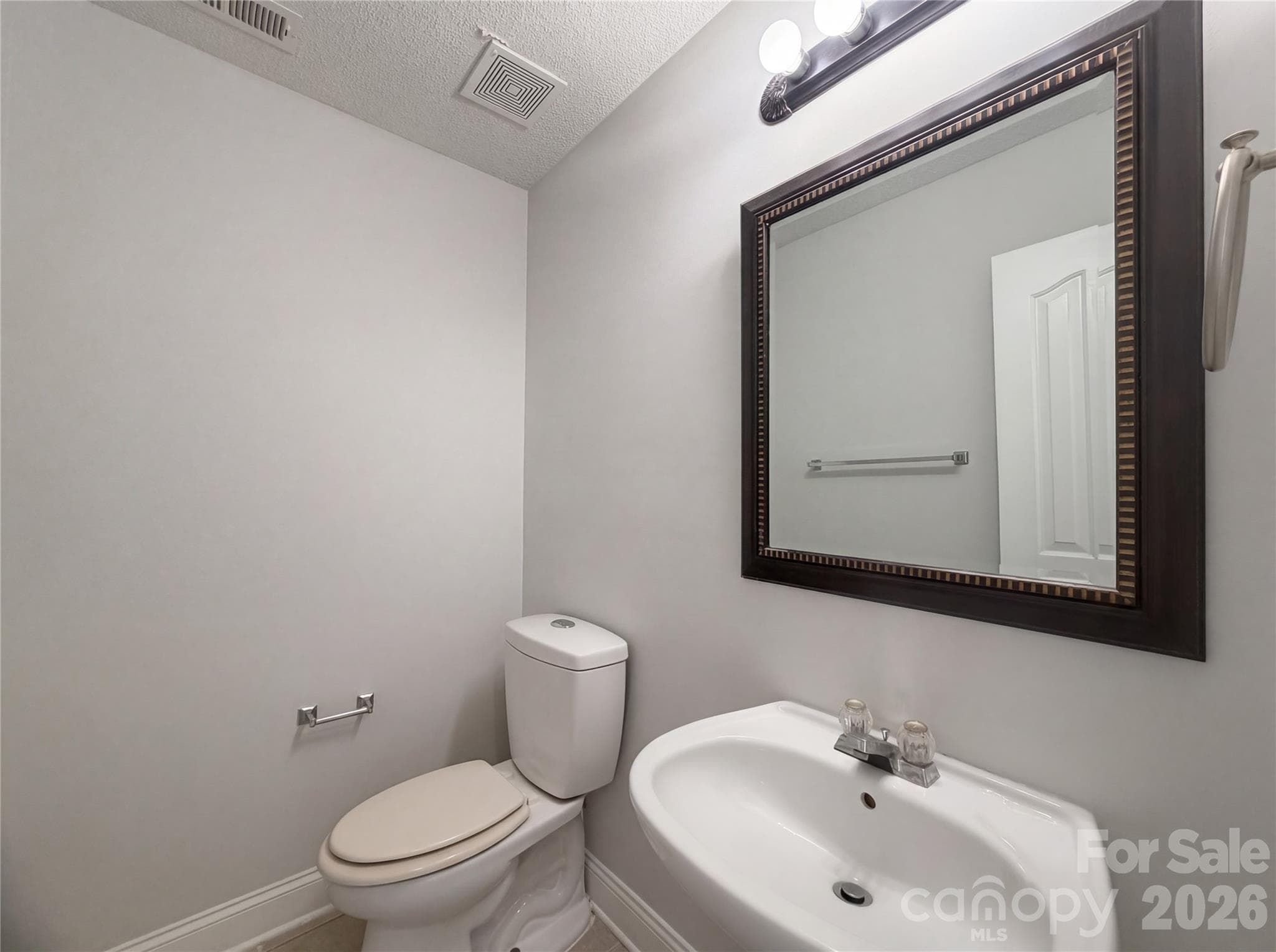 Single Family Residence at 11319 Red Finch Lane, Charlotte, photo 16 of 16