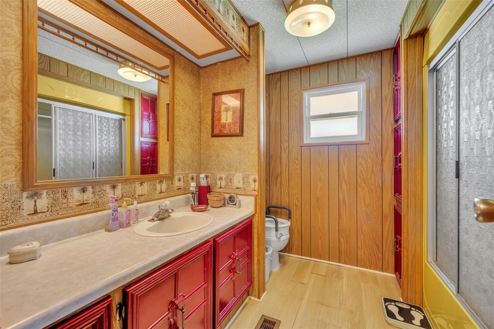 Mobile Home at 270 PALAI AVE, LEESBURG, photo 19 of 49