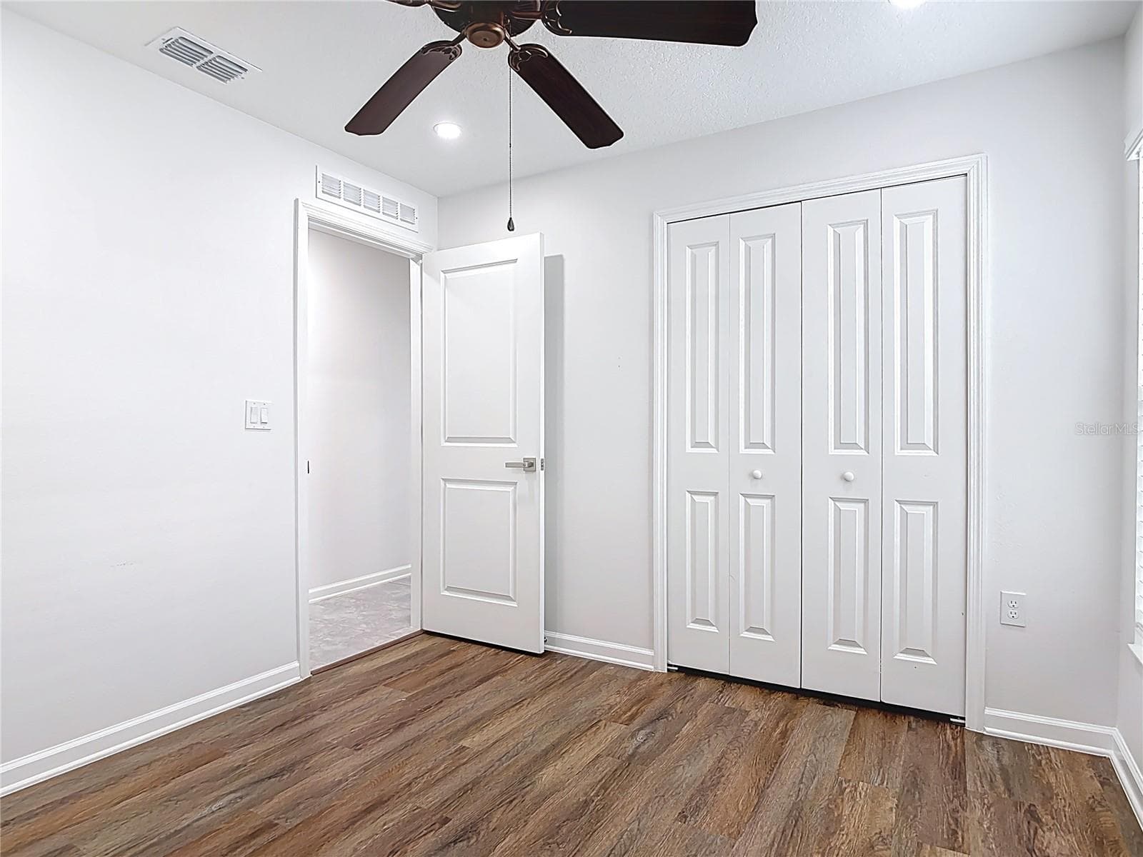 Single Family Residence at 1312 PEACH CREEK DR, OSTEEN, photo 36 of 62
