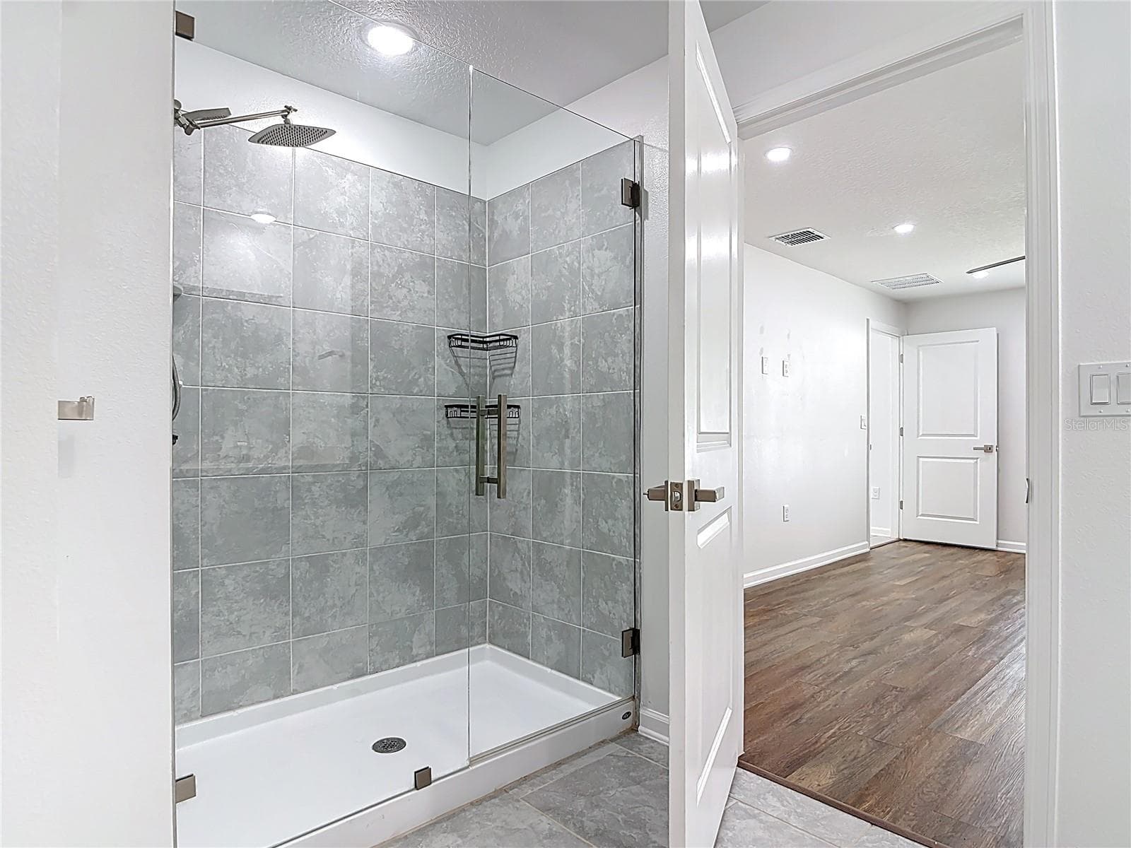 Single Family Residence at 1312 PEACH CREEK DR, OSTEEN, photo 44 of 62