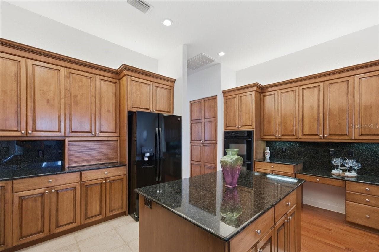 Kitchen - 5021 CHAMPIONSHIP CUP LN, SPRING HILL