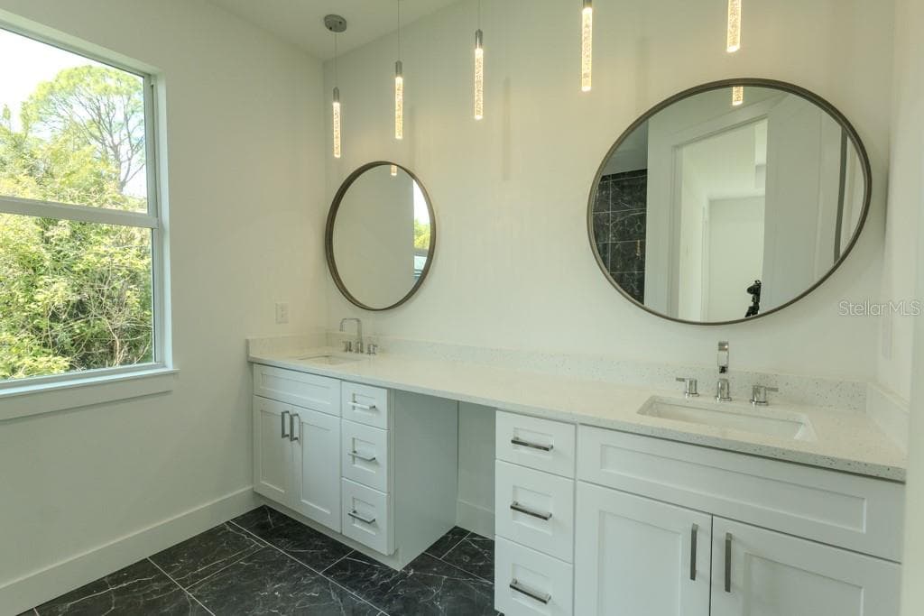 Single Family Residence at 4323 LA FRANCE AVE, NORTH PORT, photo 7 of 18