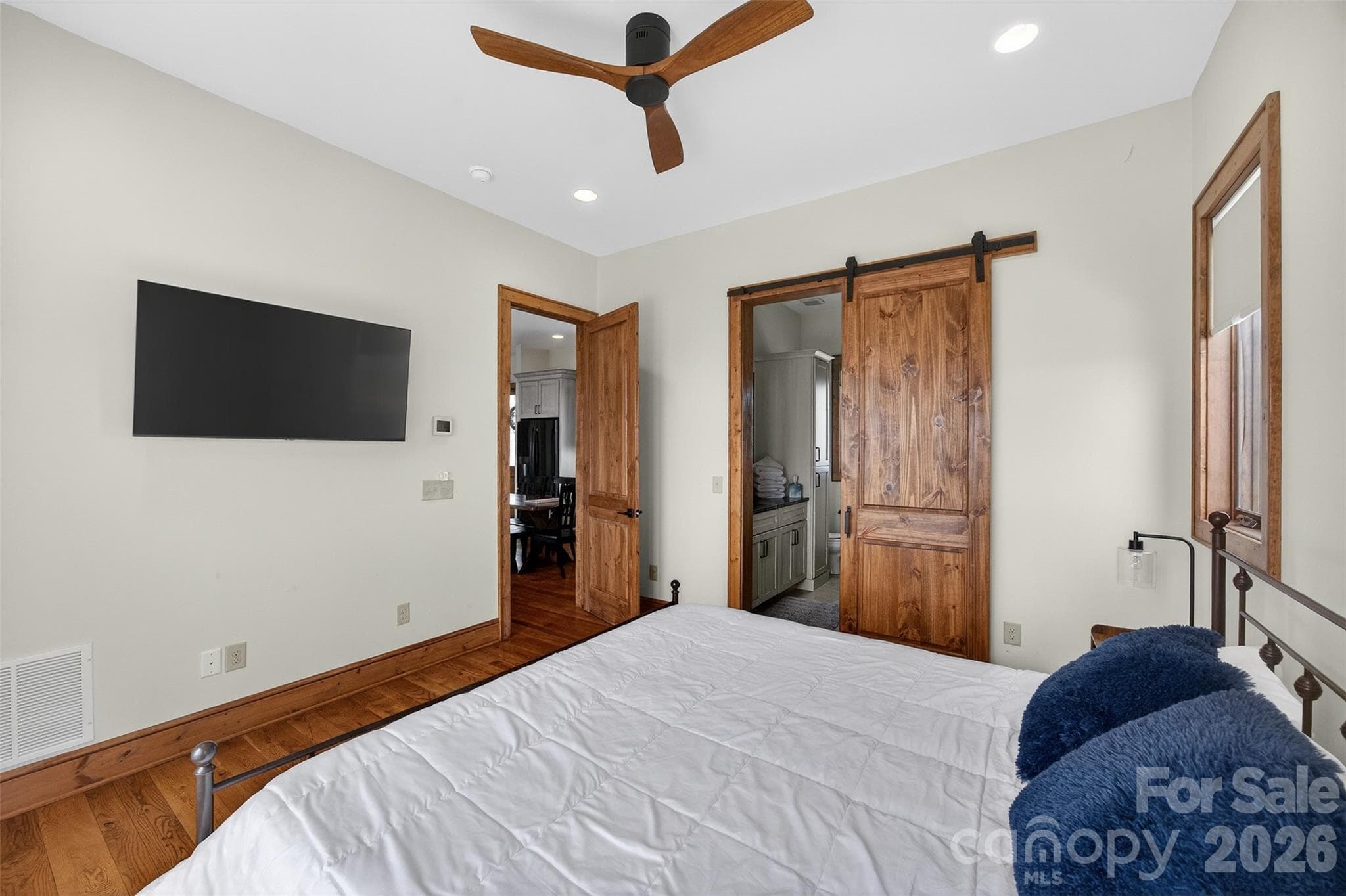 Single Family Residence at 352 Great Sky Drive, Banner Elk, photo 17 of 40