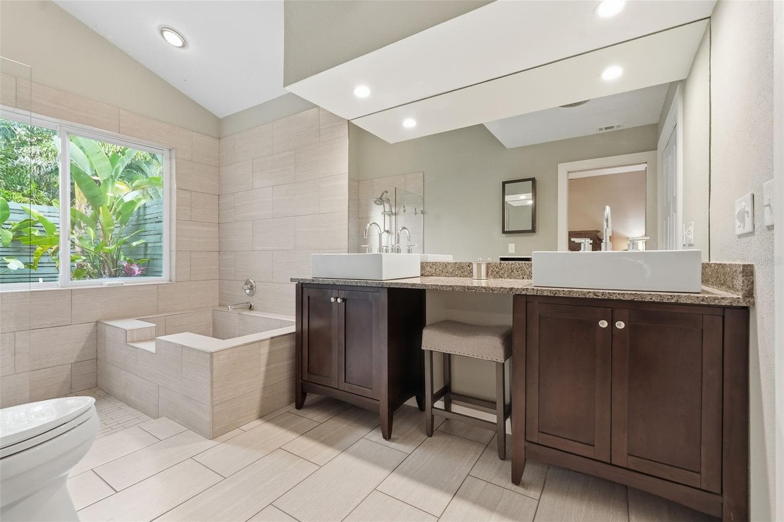 Master bath, double sinks - 13917 76TH TER, SEMINOLE