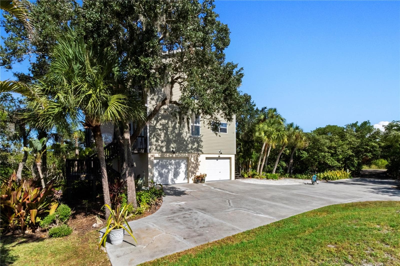 Single Family Residence at 7325 HOLLY RD, TERRA CEIA, photo 49 of 77