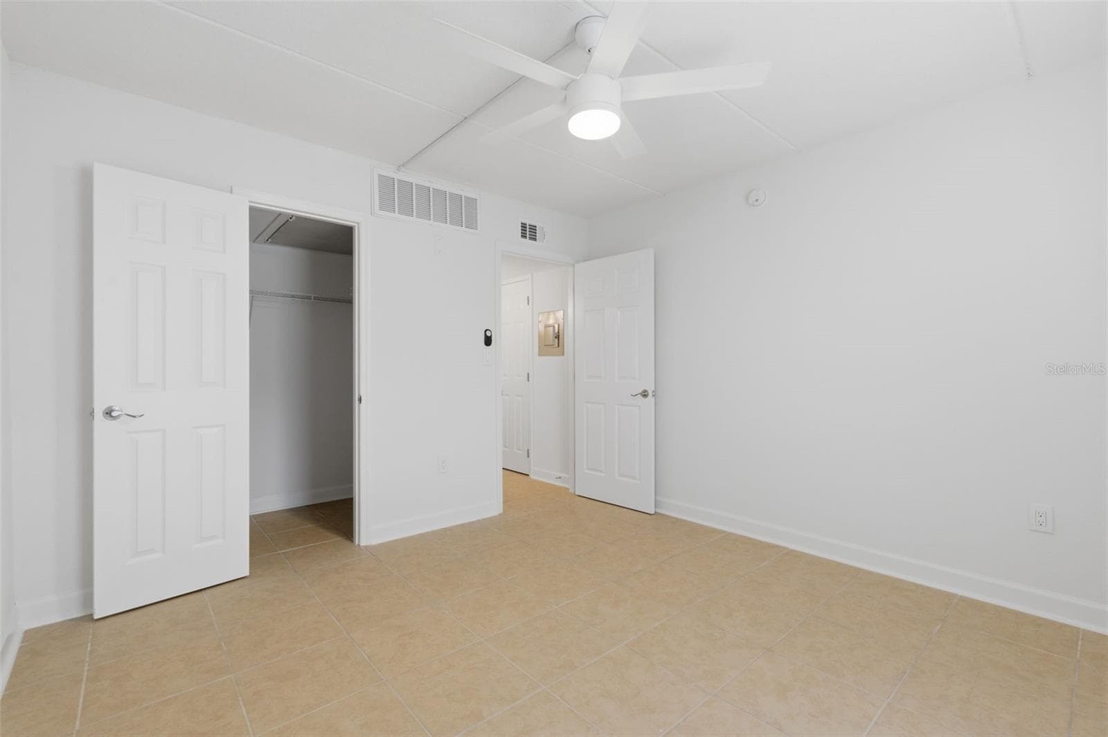 2nd bedroom - 8901 BLIND PASS RD #127, ST PETE BEACH