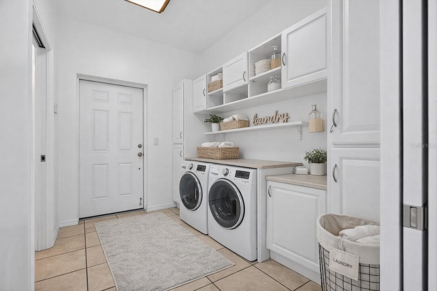 Laundry Virtual staging - 38327 HAMRICH DR, DADE CITY