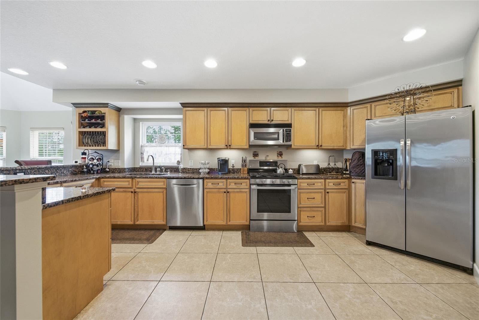 Single Family Residence at 32640 BLUEBERRY HILL WAY, DADE CITY, photo 11 of 43