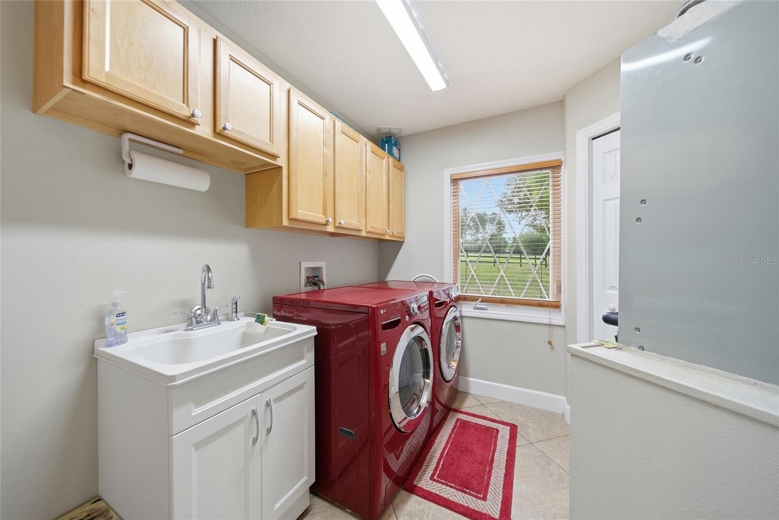 Single Family Residence at 32640 BLUEBERRY HILL WAY, DADE CITY, photo 12 of 43