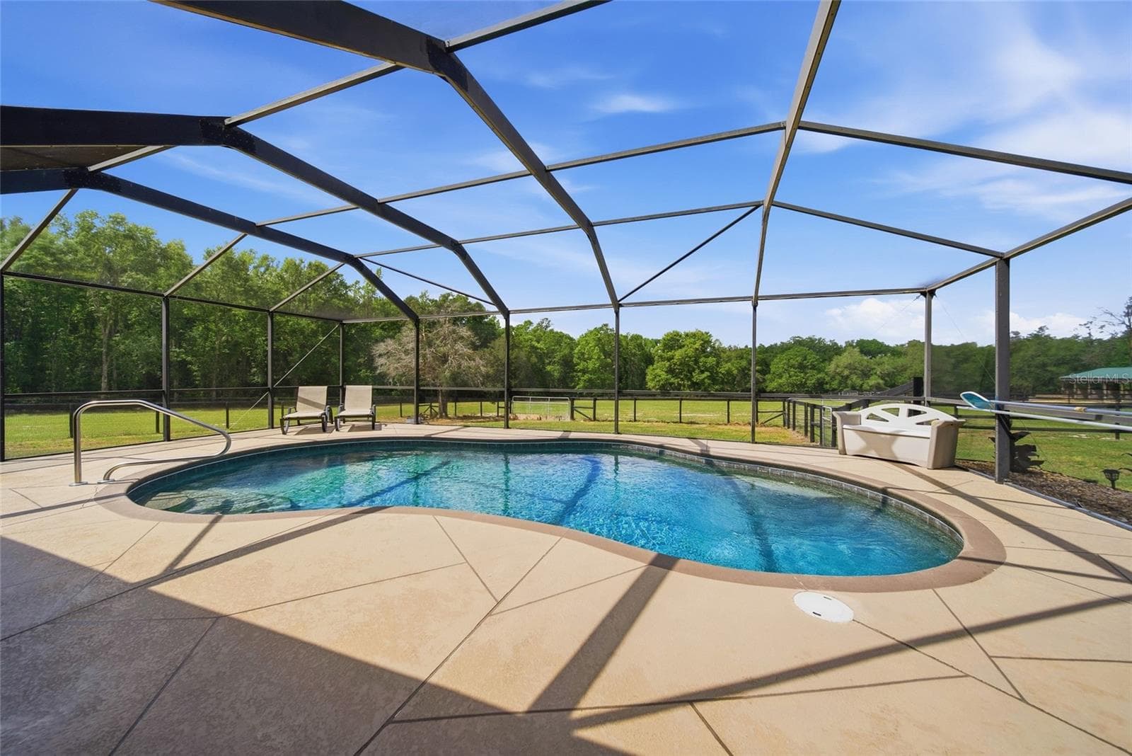Single Family Residence at 32640 BLUEBERRY HILL WAY, DADE CITY, photo 17 of 43