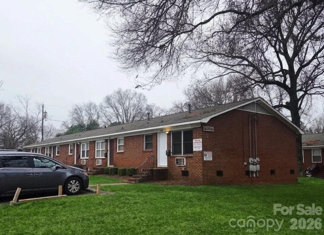 Fiveplex at Charlotte, photo 2 of 16