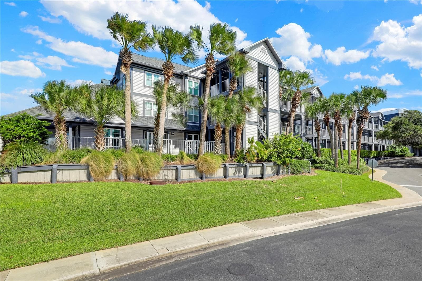 110 OCEAN HOLLOW LN #101