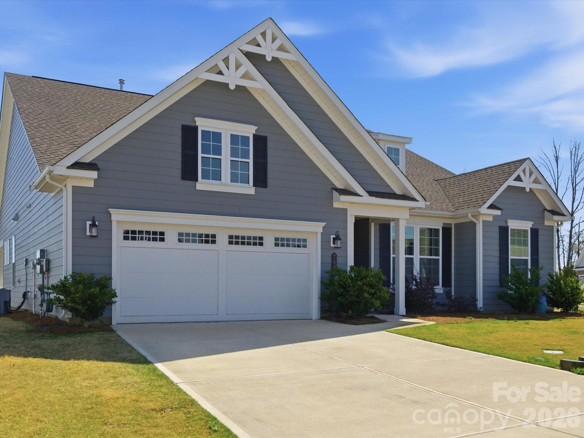 Single Family Residence at York, photo 2 of 47