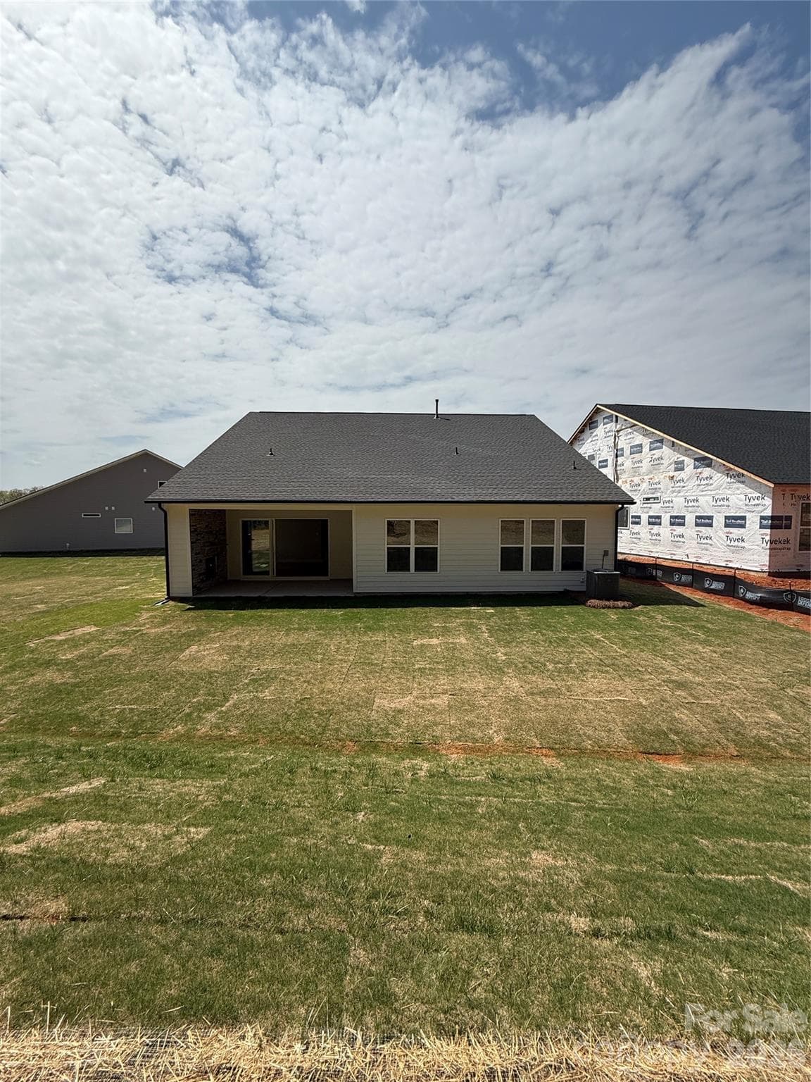 Single Family Residence at 4237 Pinekirk Drive, Charlotte, photo 10 of 15