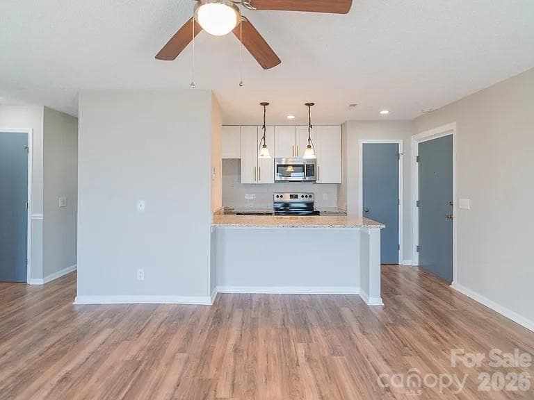 6112 Meadow Rose Lane