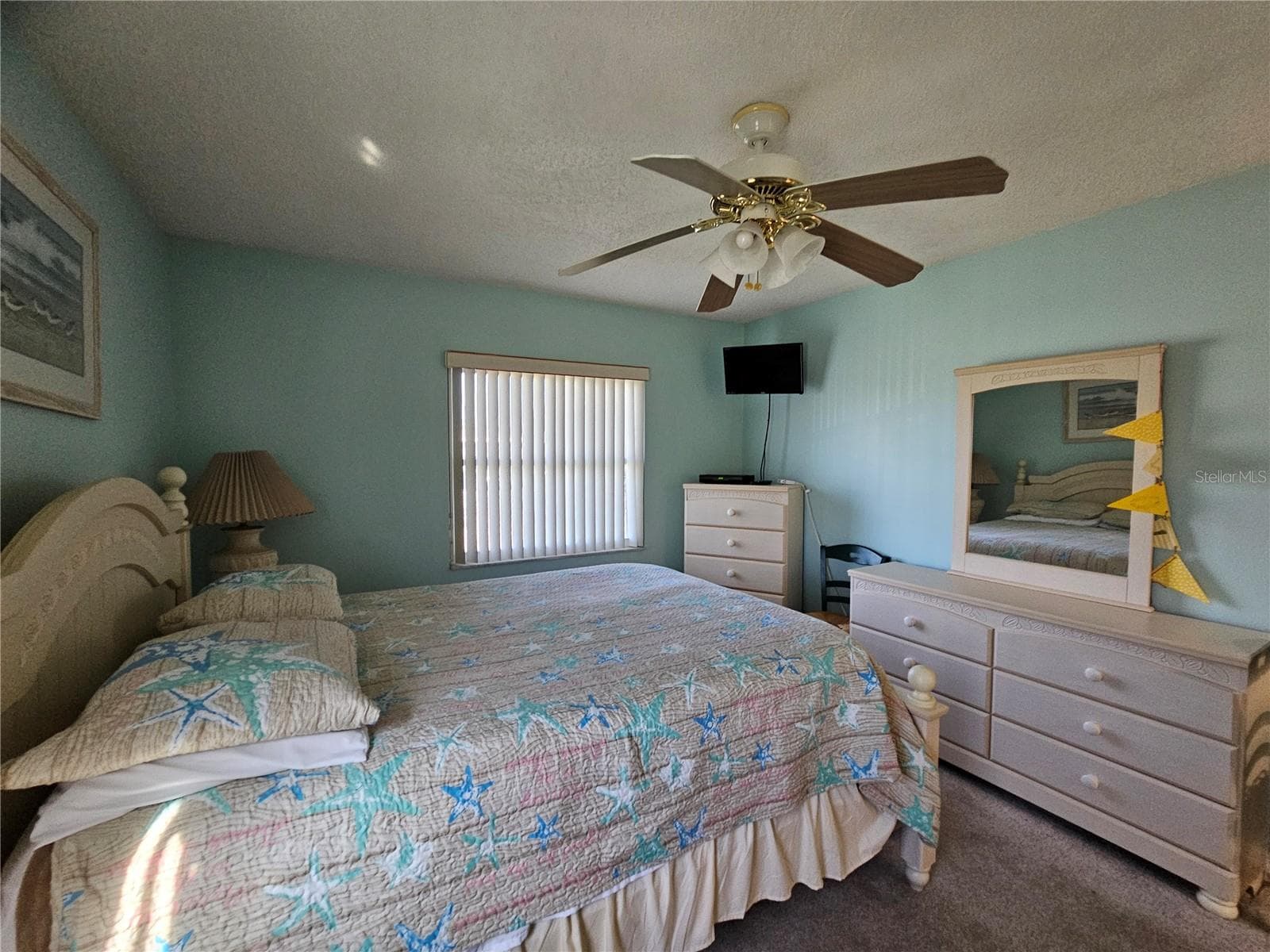 Queen bed in Primary bedroom - 1905 CANTERBURY LN #E-9, SUN CITY CENTER