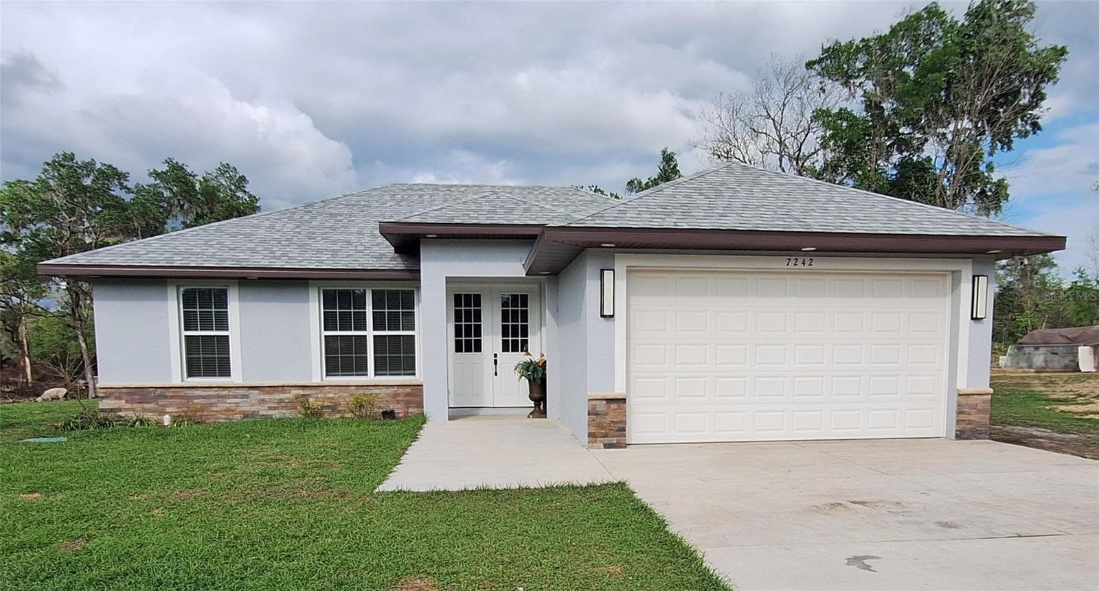 7242 ELAINE DR