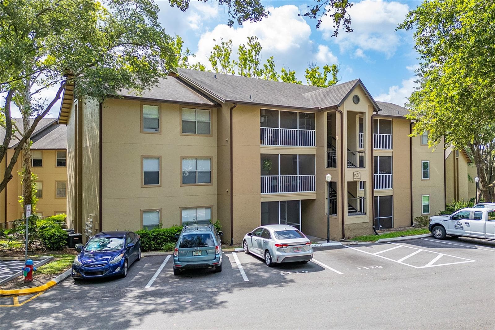 627 DORY LN #304
