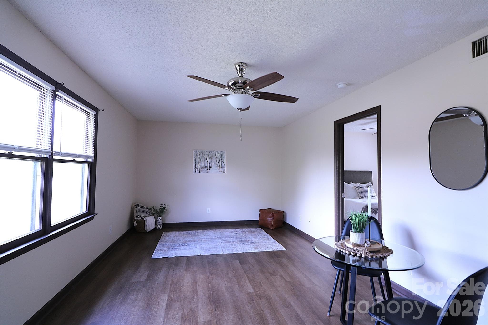 Condominium at Hickory, photo 3 of 20