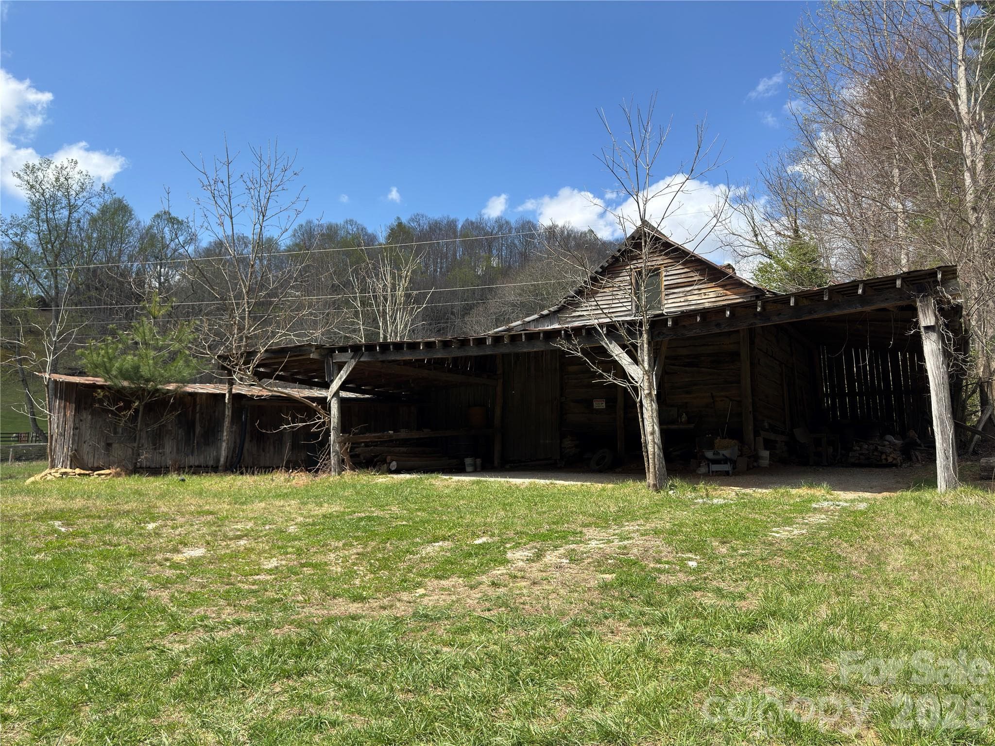 Single Family Residence at Hendersonville, photo 46 of 48