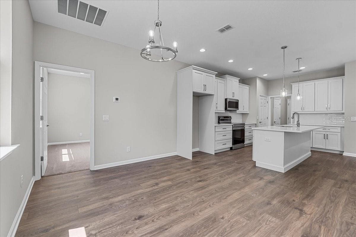 Dining Area - 4502 FAIRWAY OAKS DR, MULBERRY