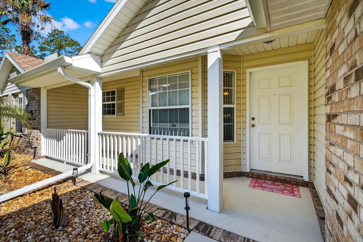 Single Family Residence at 89 ROBINSON DR, PALM COAST, photo 2 of 42