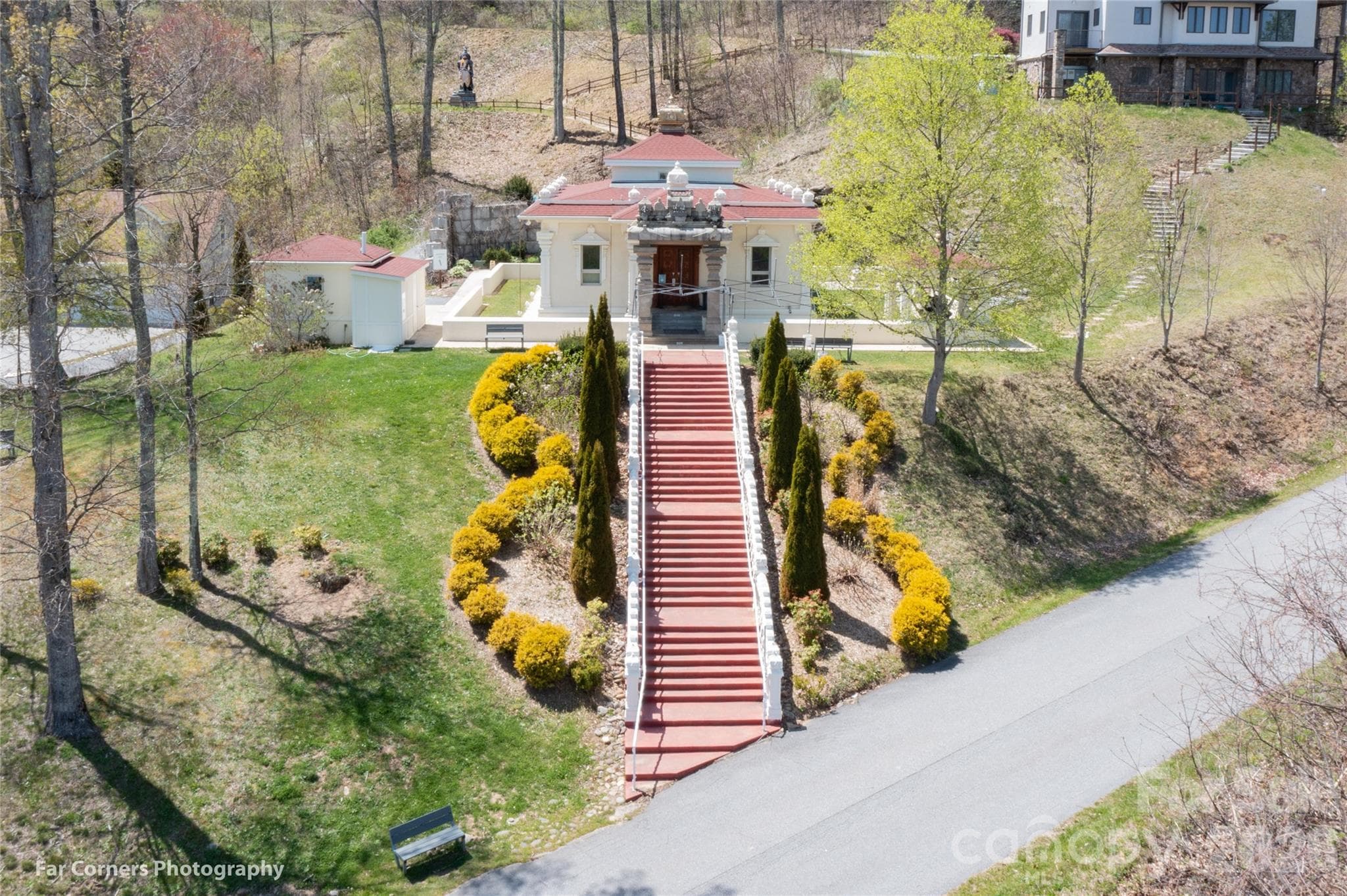 Temple - Clyde