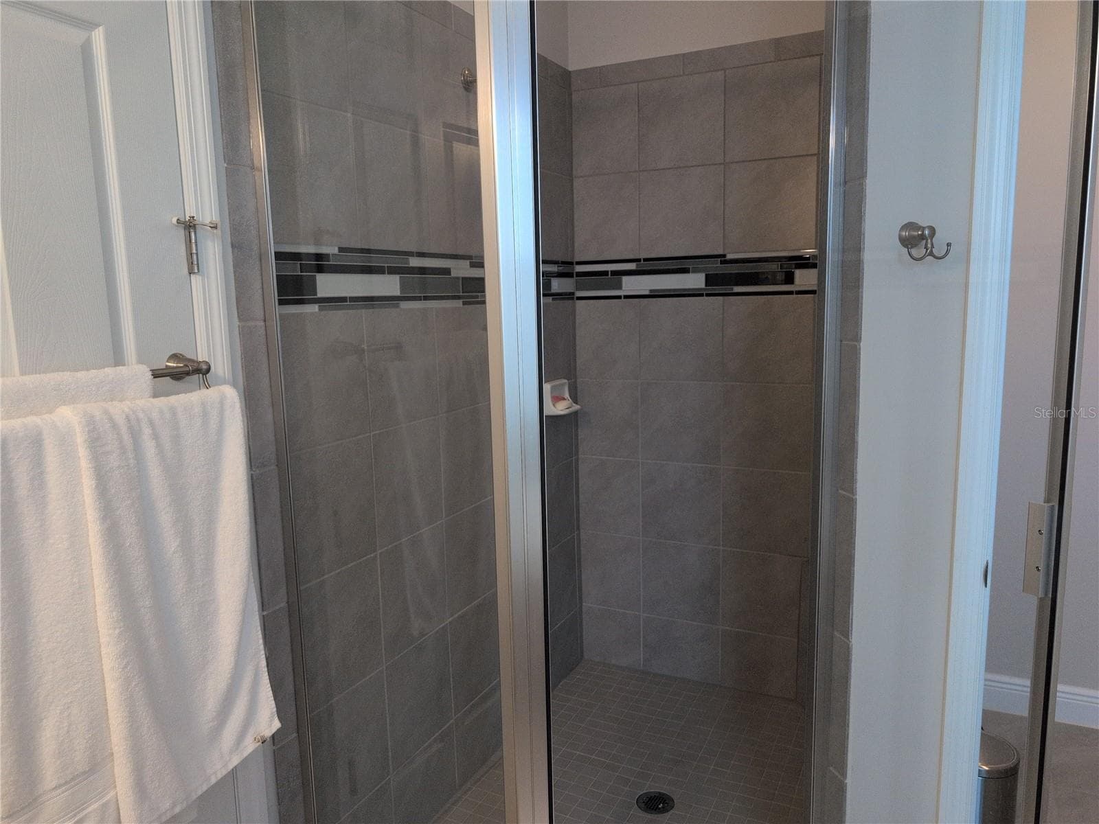 Master 1 Shower - 10420 CORAL LANDINGS LN #115, PLACIDA
