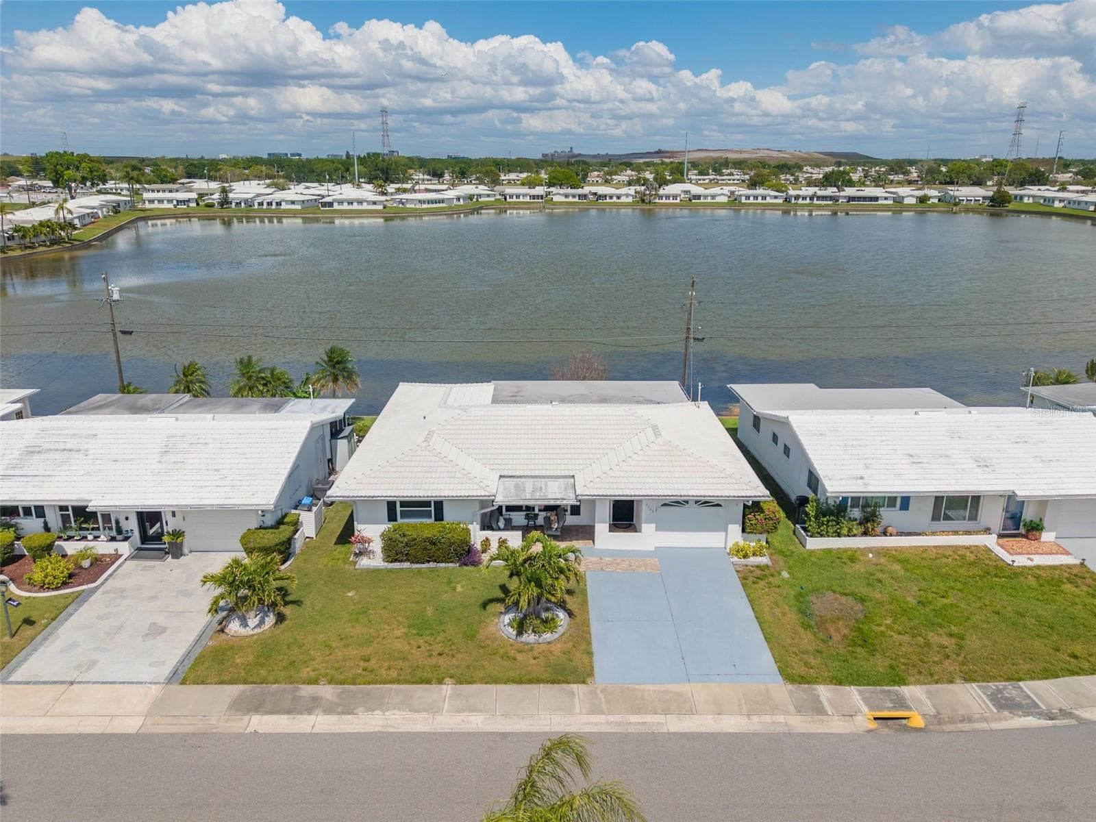 Single Family Residence at 9705 MAINLANDS BLVD W, PINELLAS PARK, photo 33 of 39