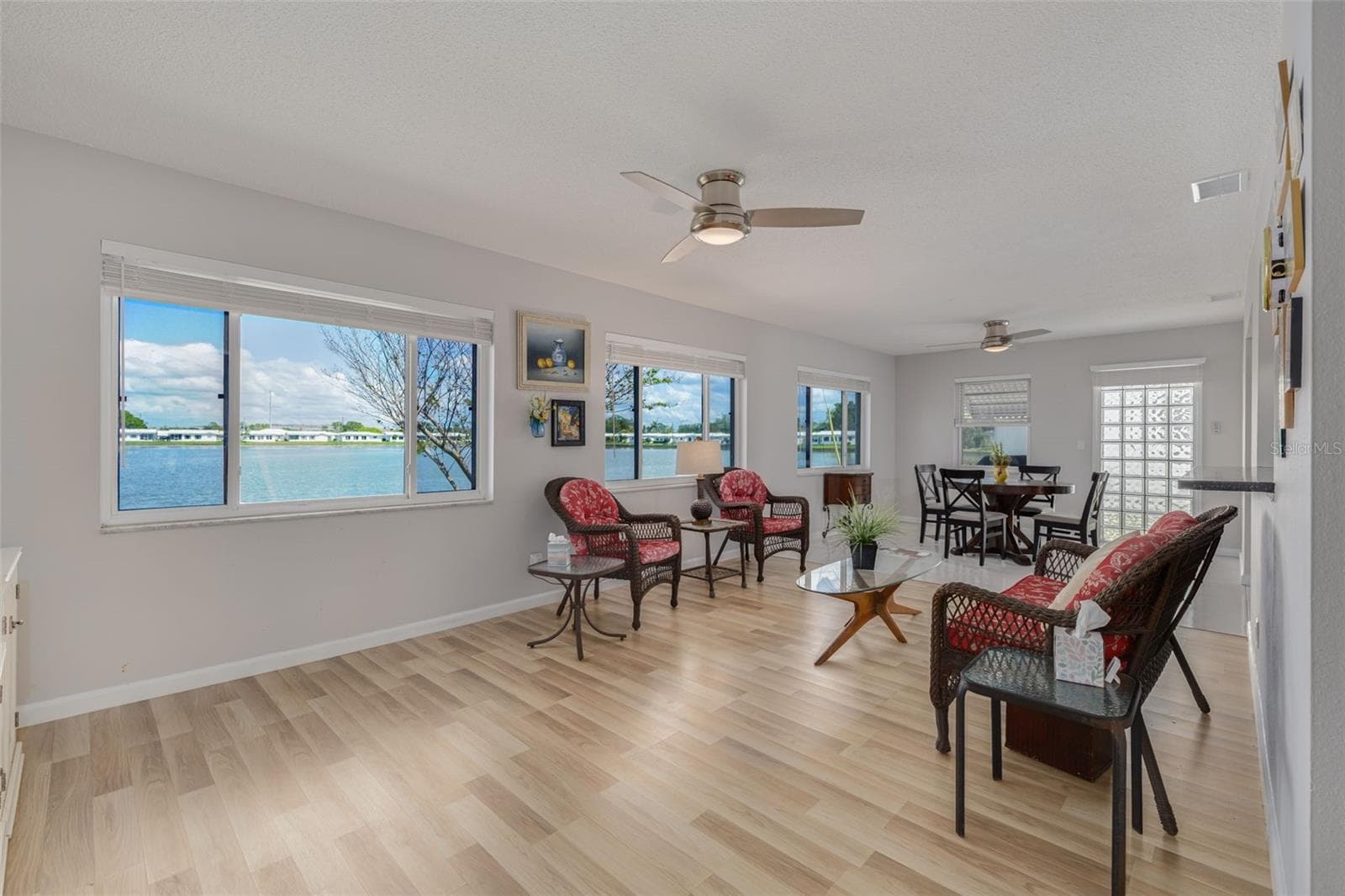 Single Family Residence at 9705 MAINLANDS BLVD W, PINELLAS PARK, photo 7 of 39