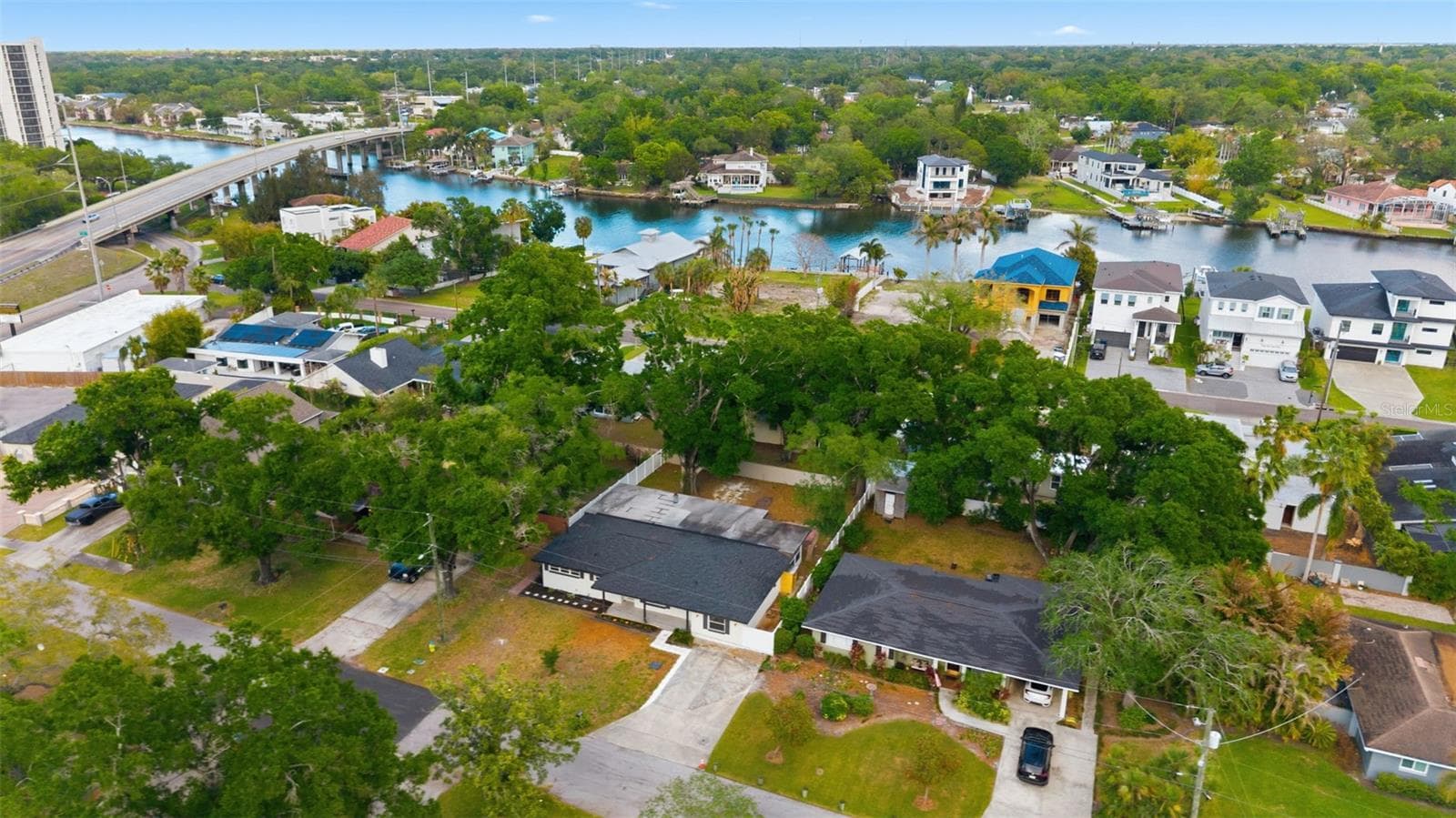 Single Family Residence at 1714 W SAINT ISABEL ST, TAMPA, photo 32 of 32