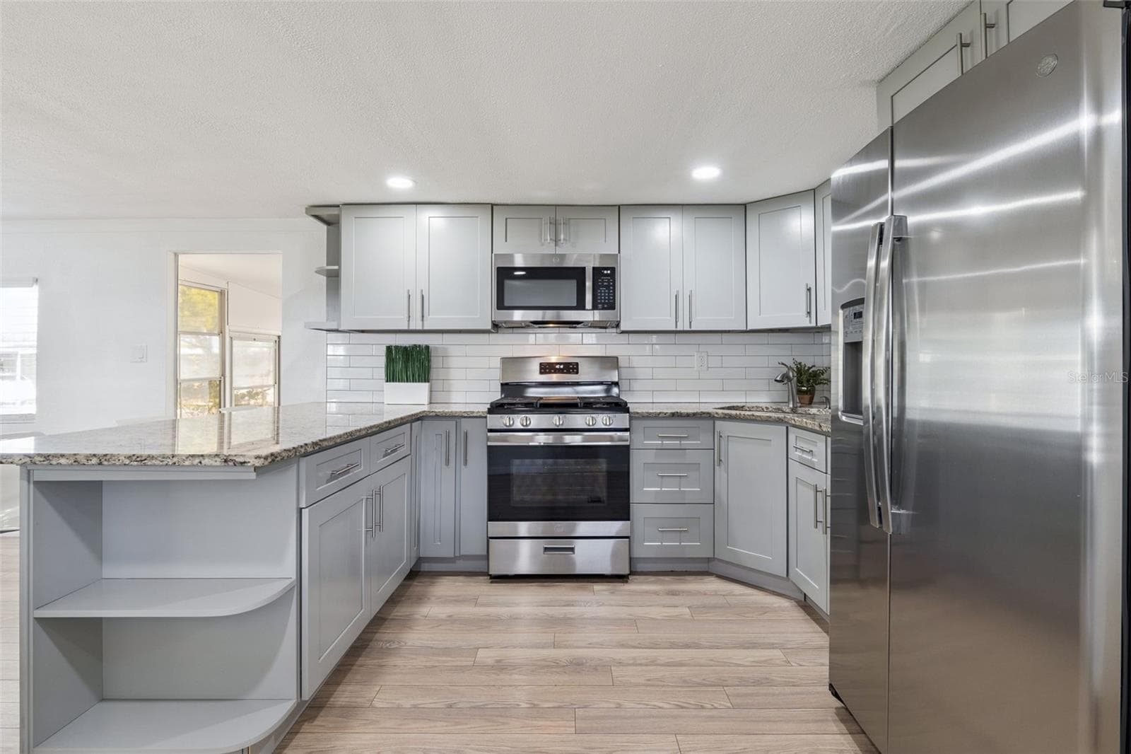 Manufactured Home at 511 FLAMINGO LN, OSTEEN, photo 3 of 25