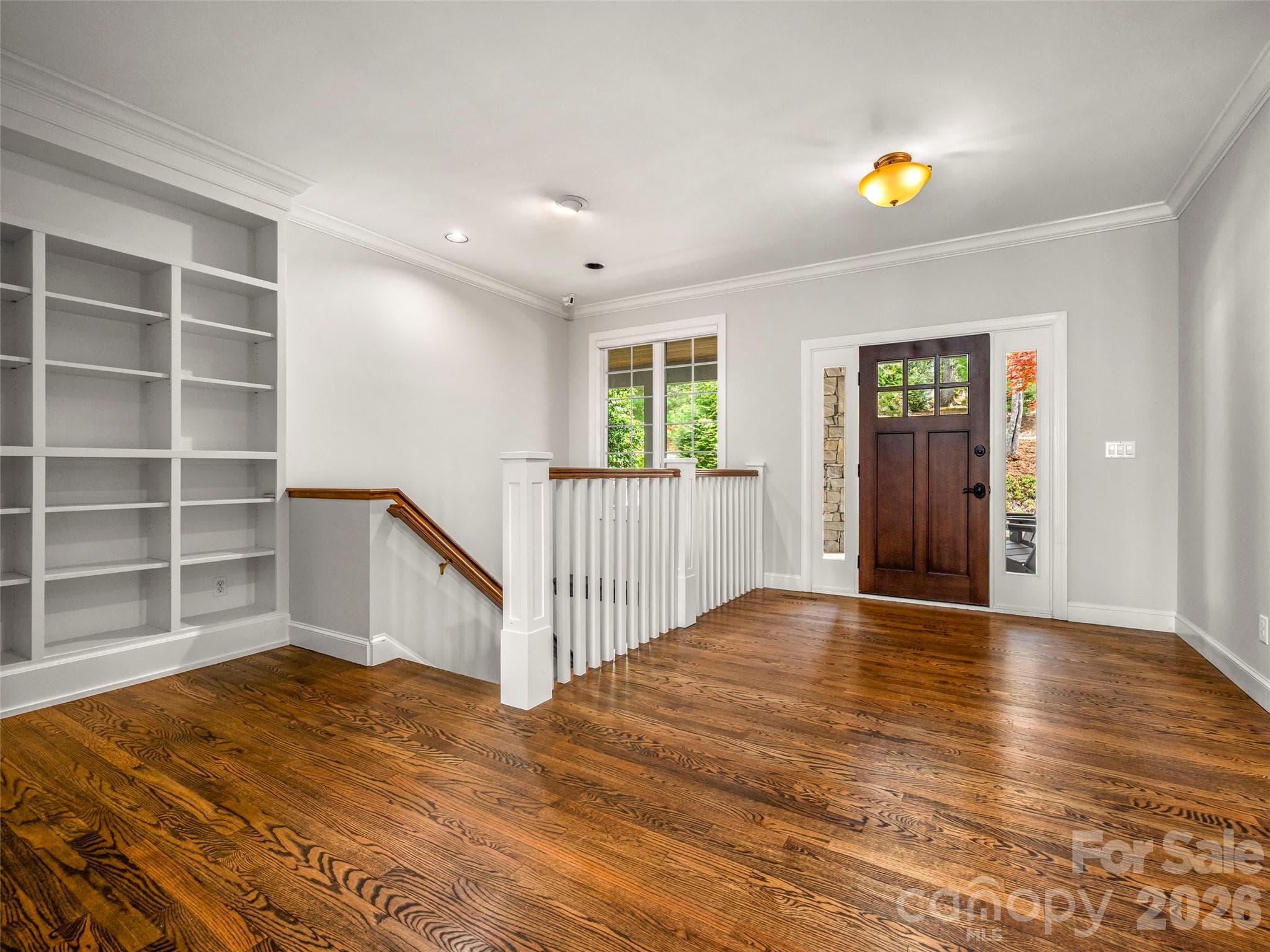 Single Family Residence at Hendersonville, photo 4 of 48