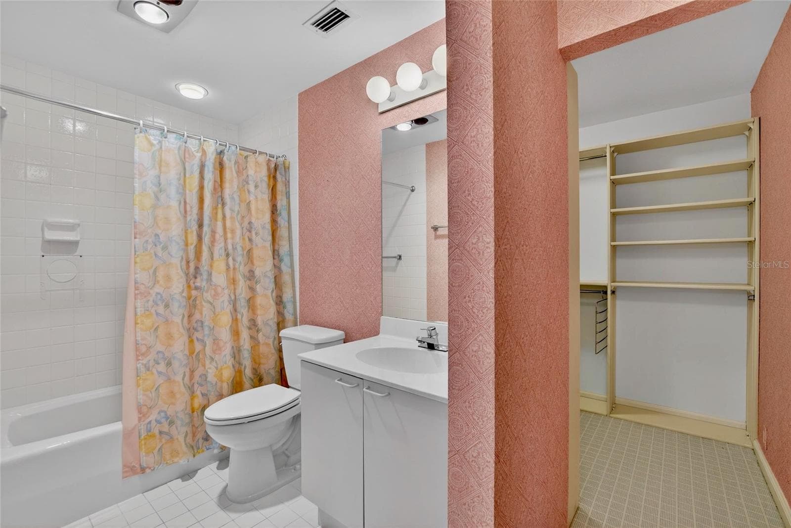 Single Family Residence at 1043 GUISANDO DE AVILA, TAMPA, photo 69 of 90