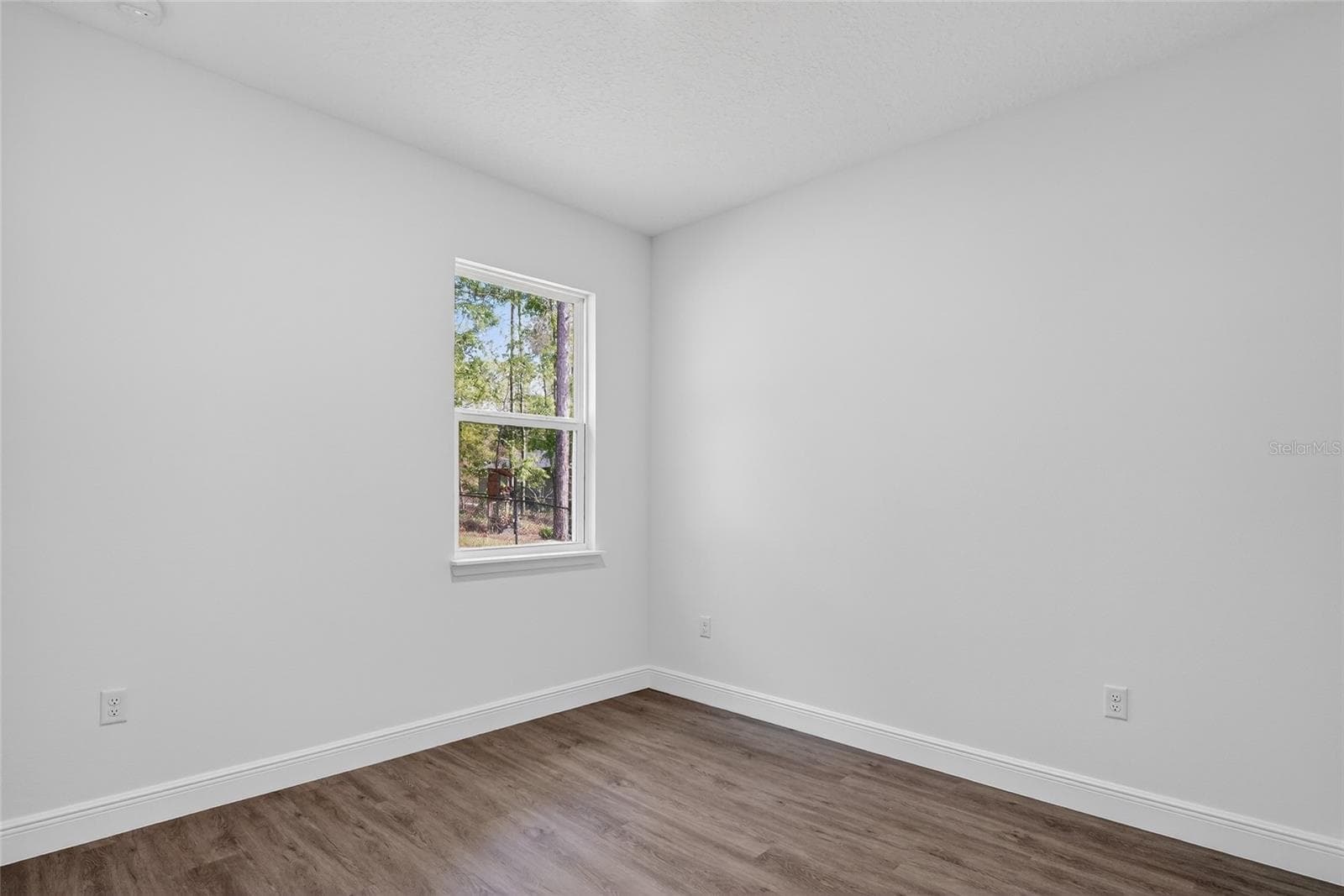 Single Family Residence at 99 W GOLDCOAST PL, DUNNELLON, photo 19 of 26
