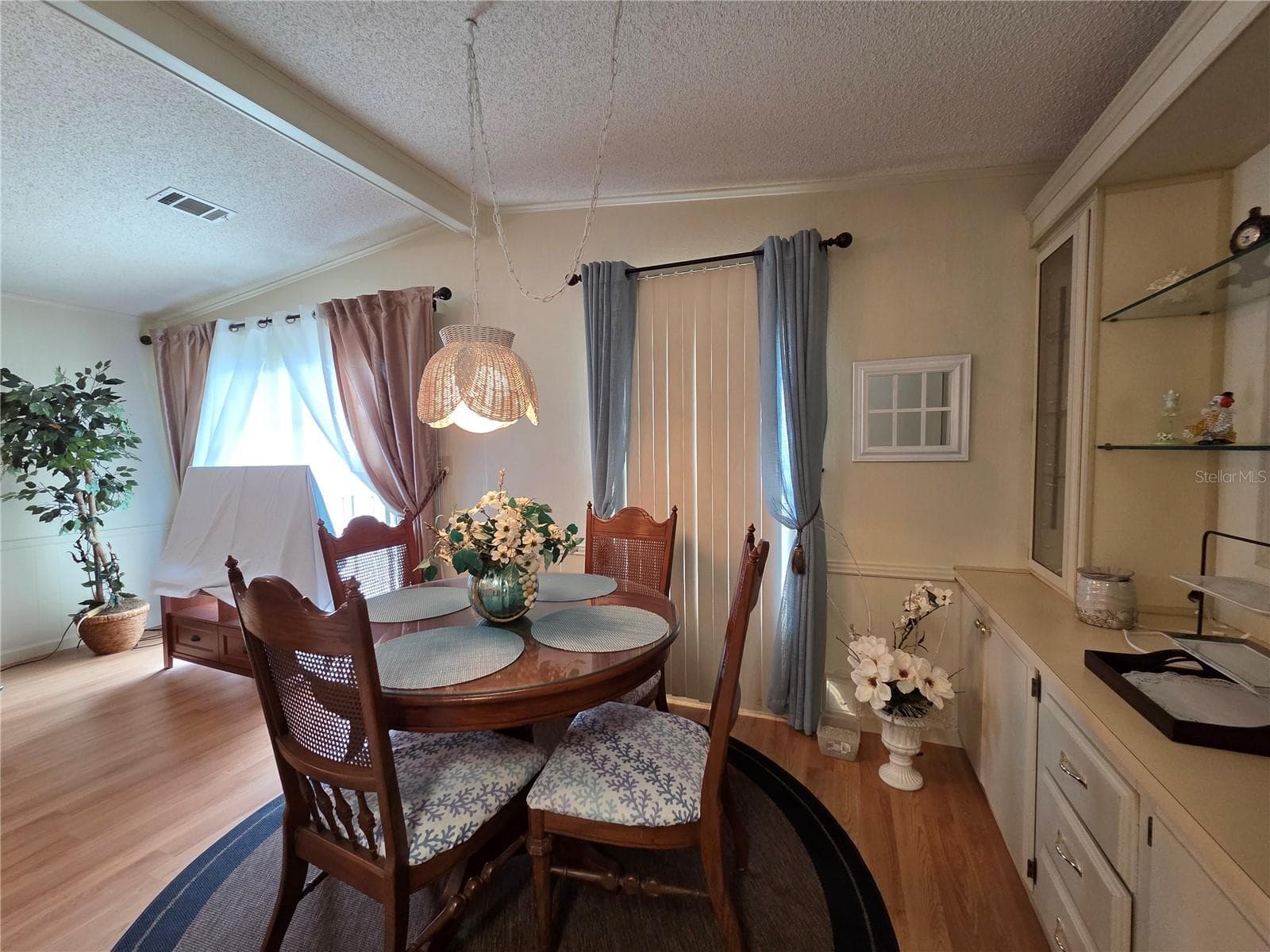 Manufactured Home at 4157 71ST LN N #14, ST PETERSBURG, photo 5 of 20